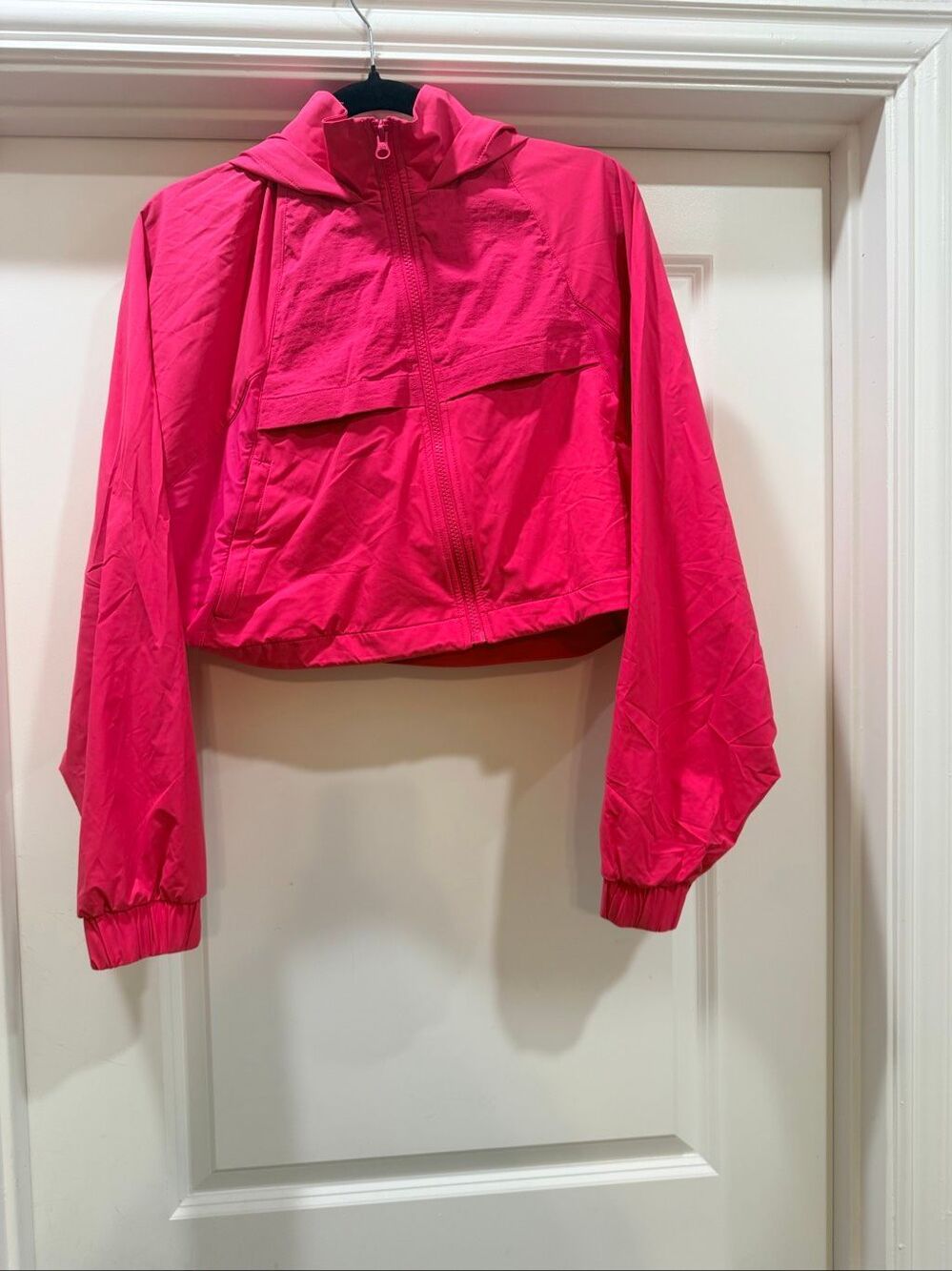 Alo Yoga Pink Hot Pink Cropped Windbreaker Jacket Full Zip Size Medium M Women